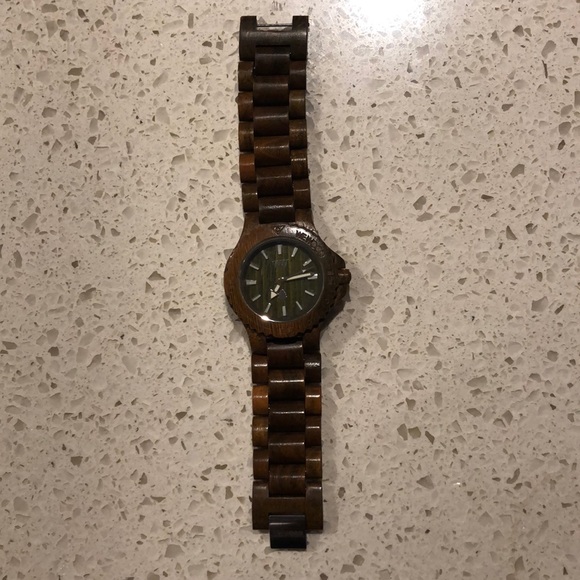 Watch - Picture 2 of 6